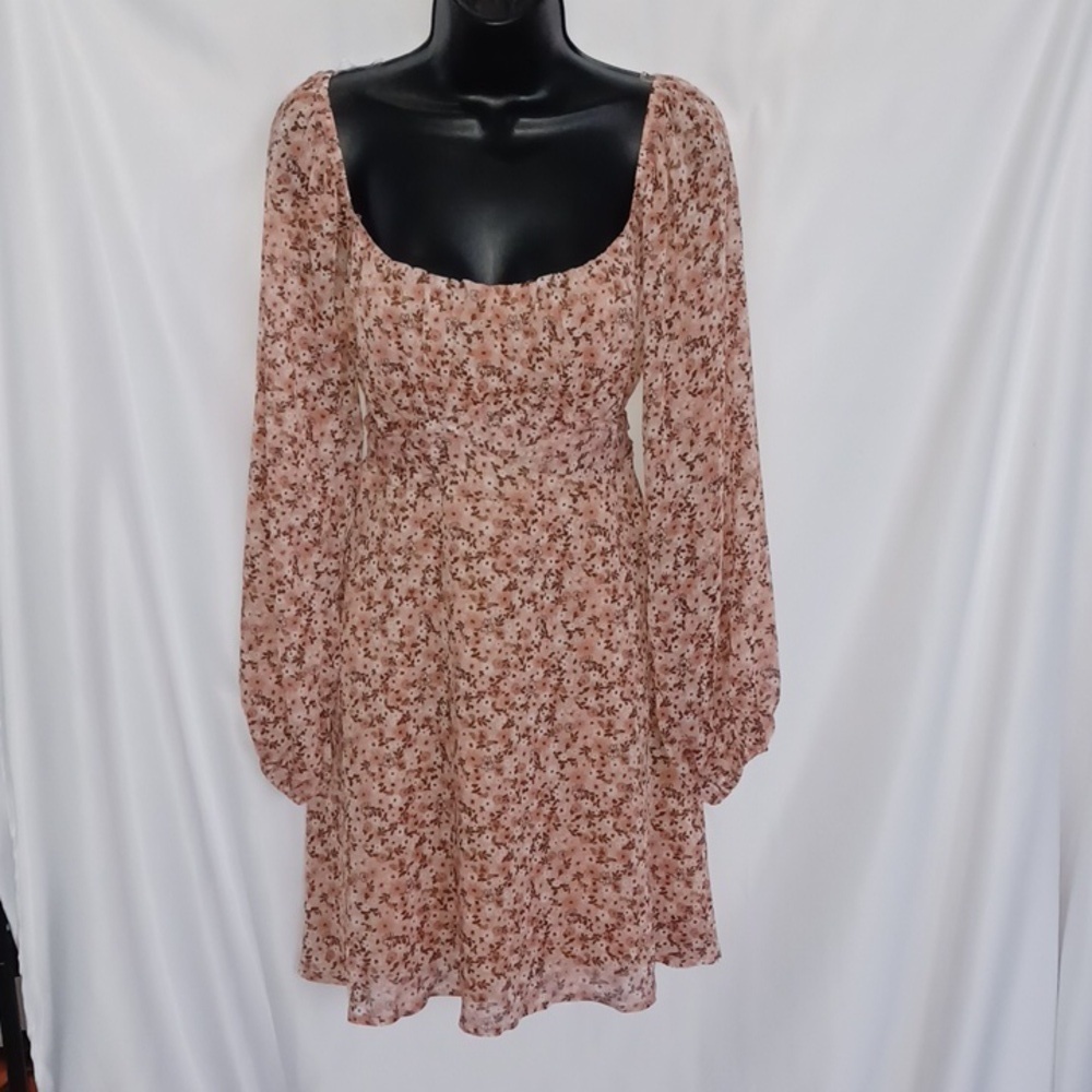 Dee Elly Floral Long Sleeve dress, Sz M, 17" PTP, 34" L, Orange & Brown